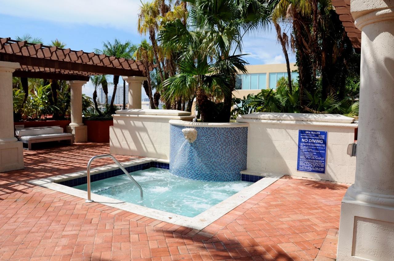 Global Luxury Suites In Sunny Isles Doral Buitenkant foto